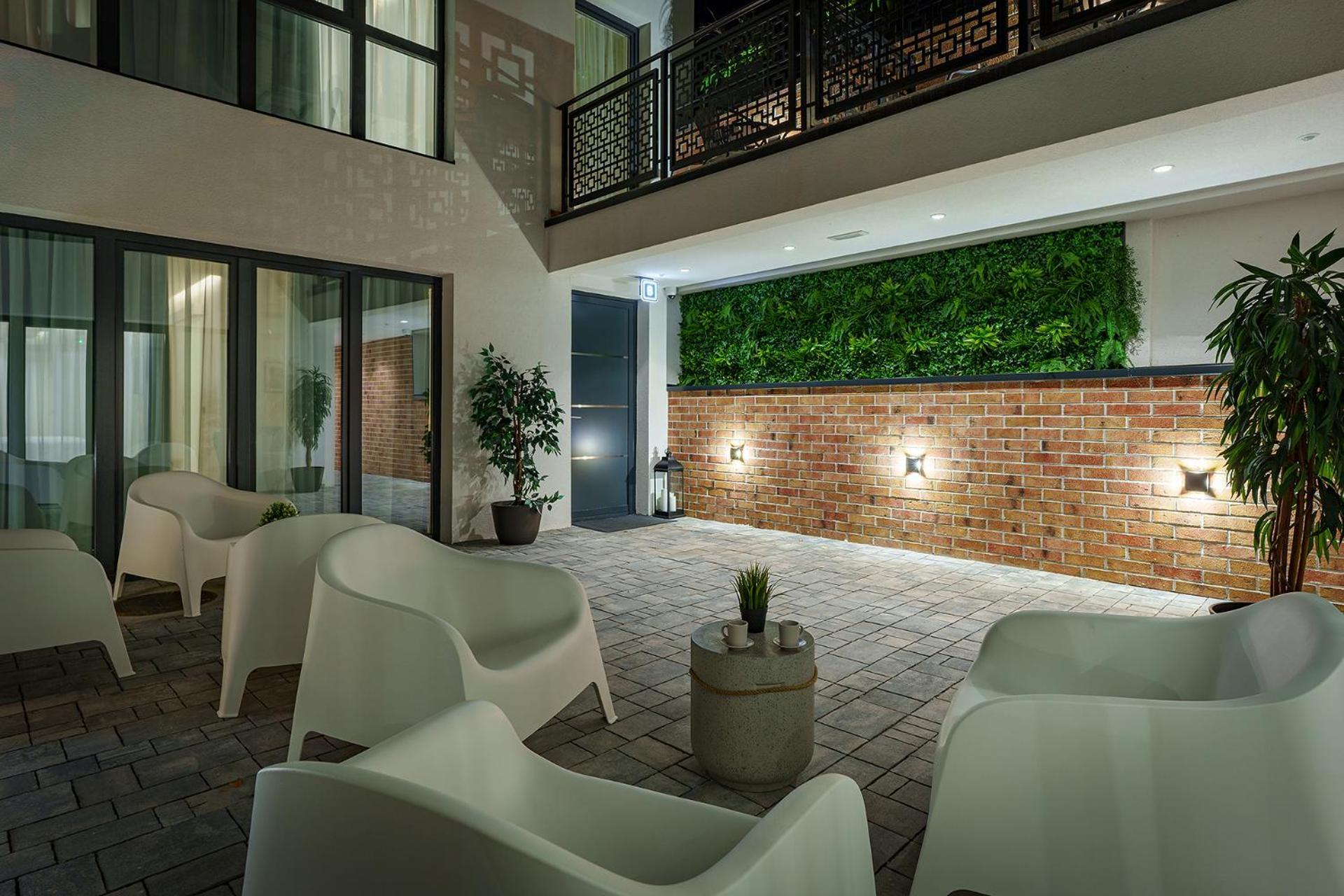 Apartment Idea Lux